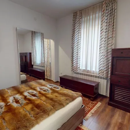 A Lovely 2 Bedroom Apartment In The Heart Of Sofia Exterior photo